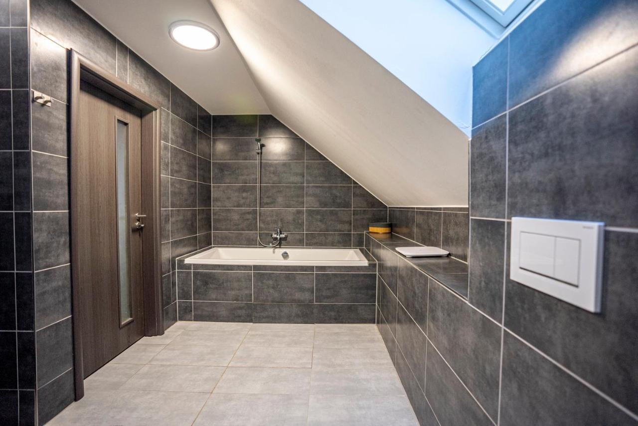 Apartmany V Podzamci Náchod Exterior foto